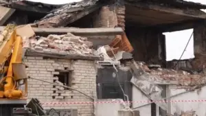 «40 кіламетраў катацца туды-сюды?». Пацярпелым ад выбуху дома пад Гроднам прапанавалі арэнднае жыллё ў Абухаве взрыв Гродненский район