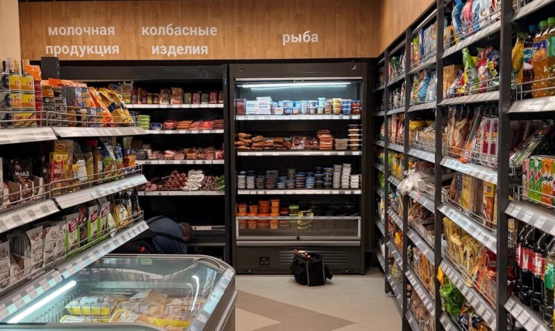 У Гродне адкрылася крама «Кузнечик» — яе параўноўваюць з польскай «Żabka» У Гродне адкрылася крама «Кузнечик» — яе параўноўваюць з польскай «Żabka»
