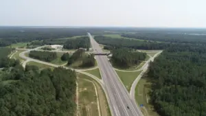 Трасу Гродна—Мінск зробяць больш бяспечнай для жывёлін. Папярэднія спосабы абмежаваць іх выхад на дарогу праваліліся Трасу Гродна—Мінск зробяць больш бяспечнай для жывёлін. Папярэднія спосабы абмежаваць іх выхад на дарогу праваліліся