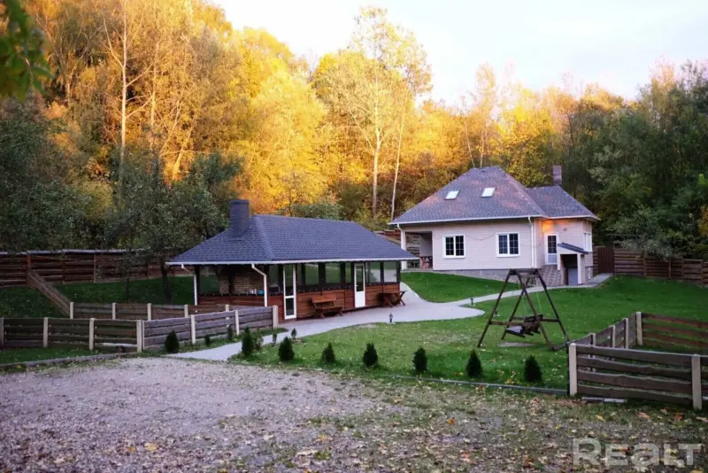 Беларуса абурылі цэны на арэнду домікаў у Гродне - у святы кошт дасягае $1,5 тысячы Иллюстративное фото агроусадьбы в Гродно. Источник: Realt.by