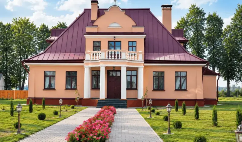 У Мастах прадалі стогадовы асабняк - пакупнік з Расіі